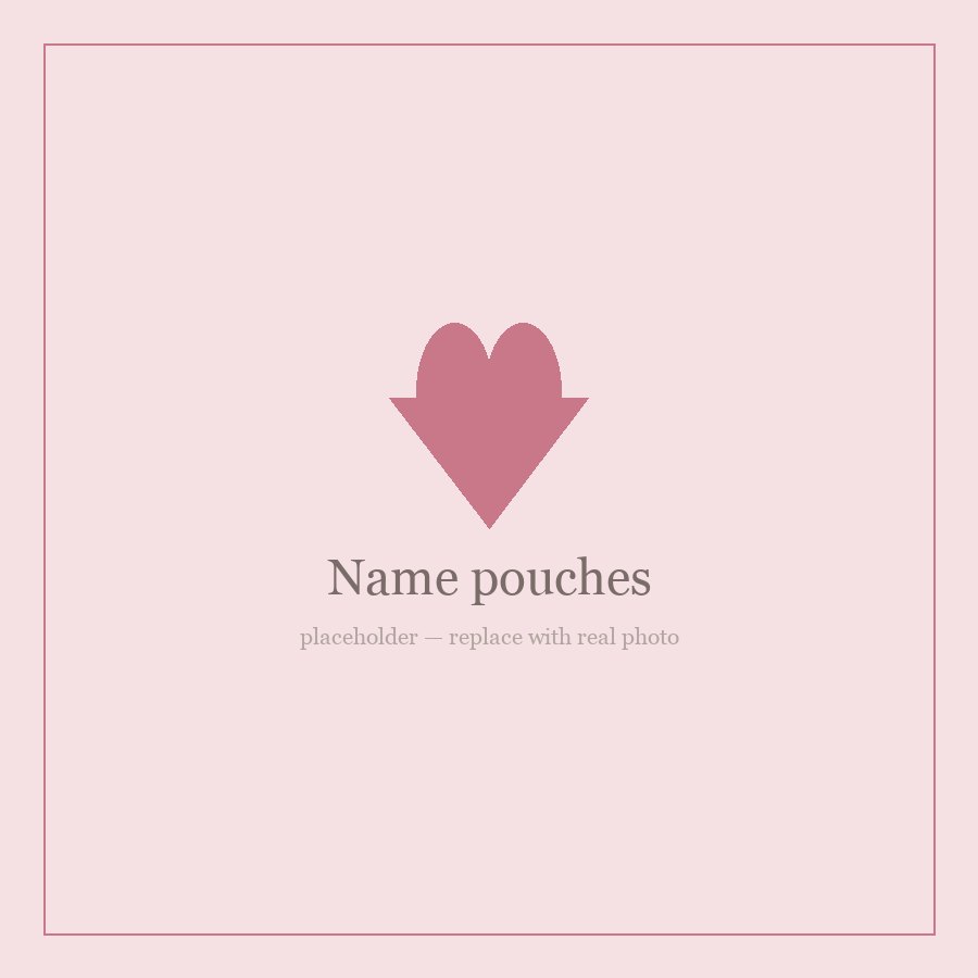 Set of personalized cosmetic pouches embroidered with first names in script thread